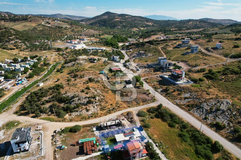 ÇANDARLI'DA DENİZE YAKIN, ANAYOLA YAKIN, ALTYAPISI HAZIR ARSA