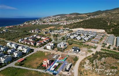 ÇANDARLI'DA DENİZE YAKIN, ANAYOLA YAKIN, ALTYAPISI HAZIR ARSA