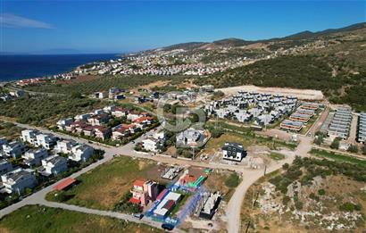 ÇANDARLI'DA DENİZE YAKIN, ANAYOLA YAKIN, ALTYAPISI HAZIR ARSA