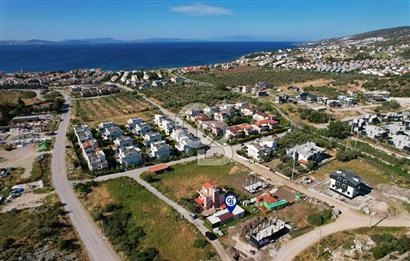 ÇANDARLI'DA DENİZE YAKIN, ANAYOLA YAKIN, ALTYAPISI HAZIR ARSA