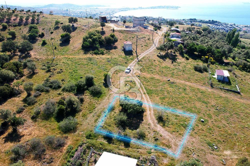 ÇANDARLI'DA 375 M2 DOĞA İLE İÇİÇE İMARLI ARSA