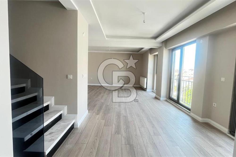 Cevatpaşa'nın Kalbinde Geniş ve Modern 2+1 Dubleks Daire