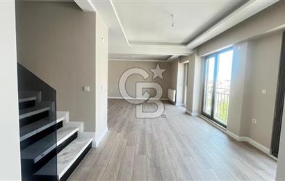 Cevatpaşa'nın Kalbinde Geniş ve Modern 2+1 Dubleks Daire