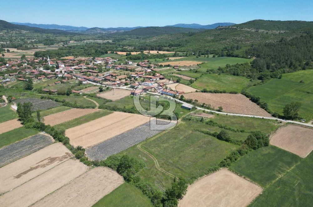 Çanakkale Yenice Çiftlik Köyünde 1.778 m2 Arazi
