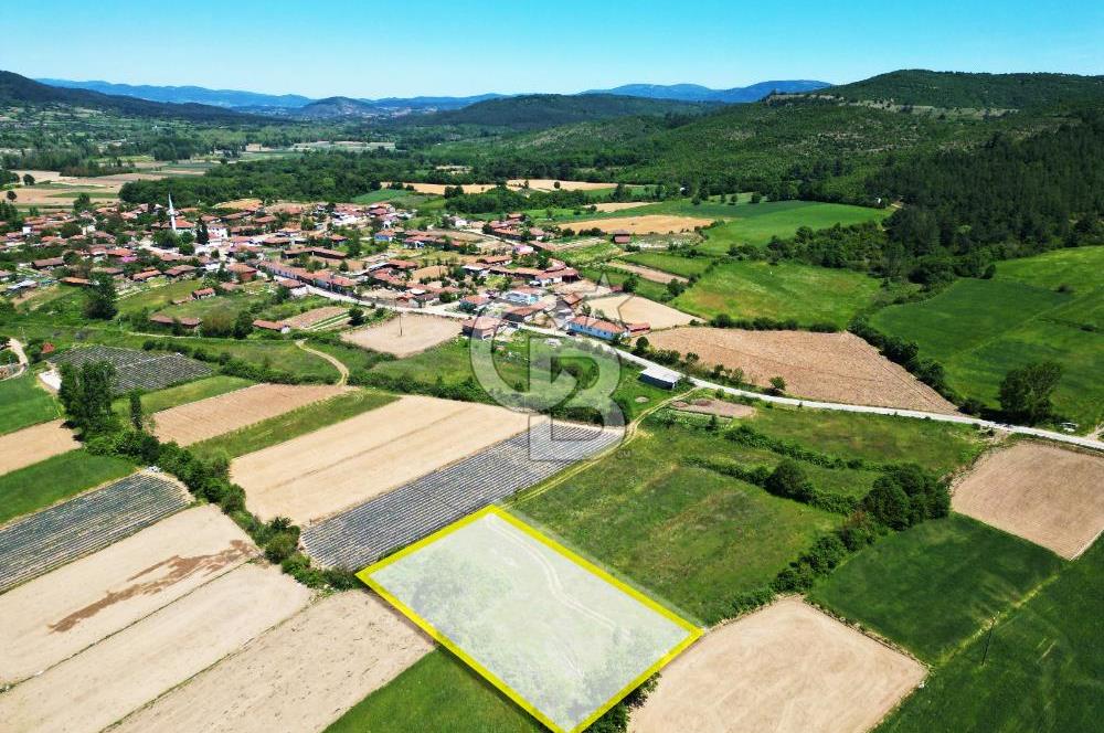 Çanakkale Yenice Çiftlik Köyünde 1.778 m2 Arazi