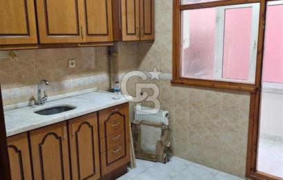 FATİH'TE SATILIK 2+1 FERAH DAİRE
