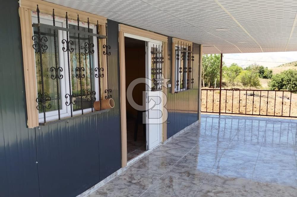 COLDWELL BANKER'den HİSARTEPE de SATILIK HAVUZLU BAHÇE VE EV