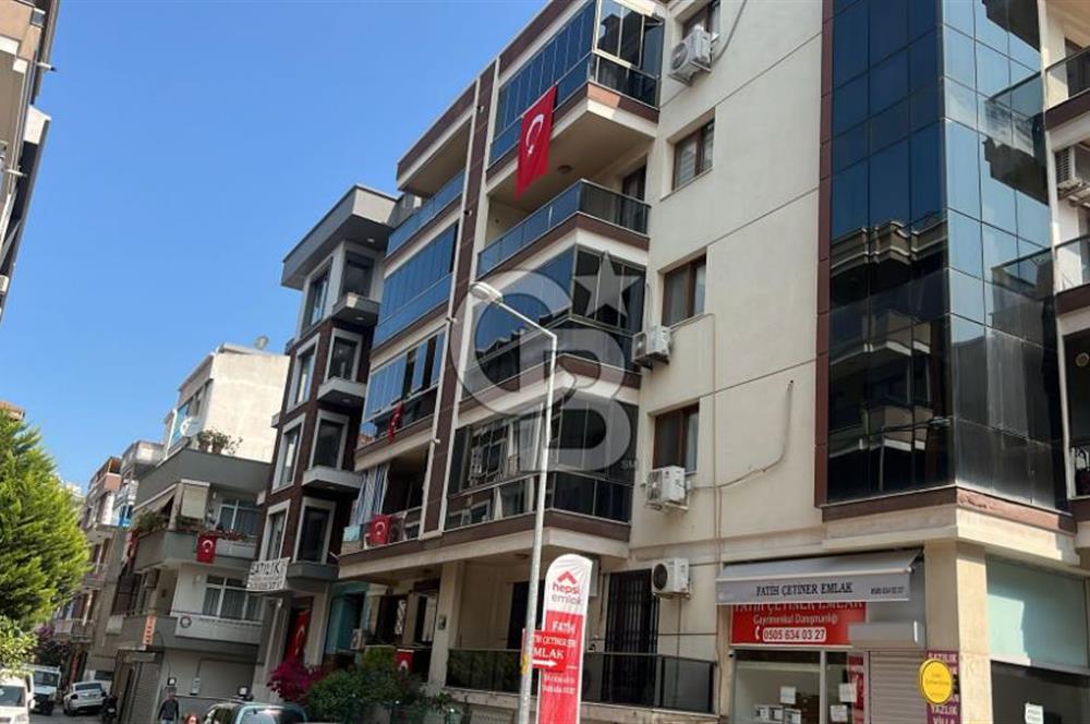 İzmir Karşıyaka'da Lüks Kiralık 3+1 Daire