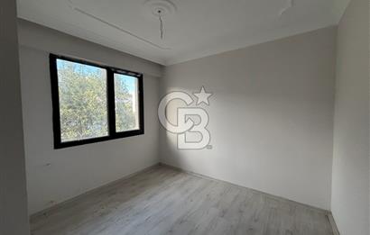 ÇANDARLI BAŞARAN SİTESİNDE GENİŞ BAHÇELİ 4+1 VİLLA!
