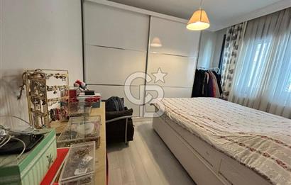 Suadiye'de genç binada merkezi lokasyonda 3+1 balkonlu daire