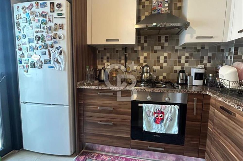 Suadiye'de genç binada merkezi lokasyonda 3+1 balkonlu daire