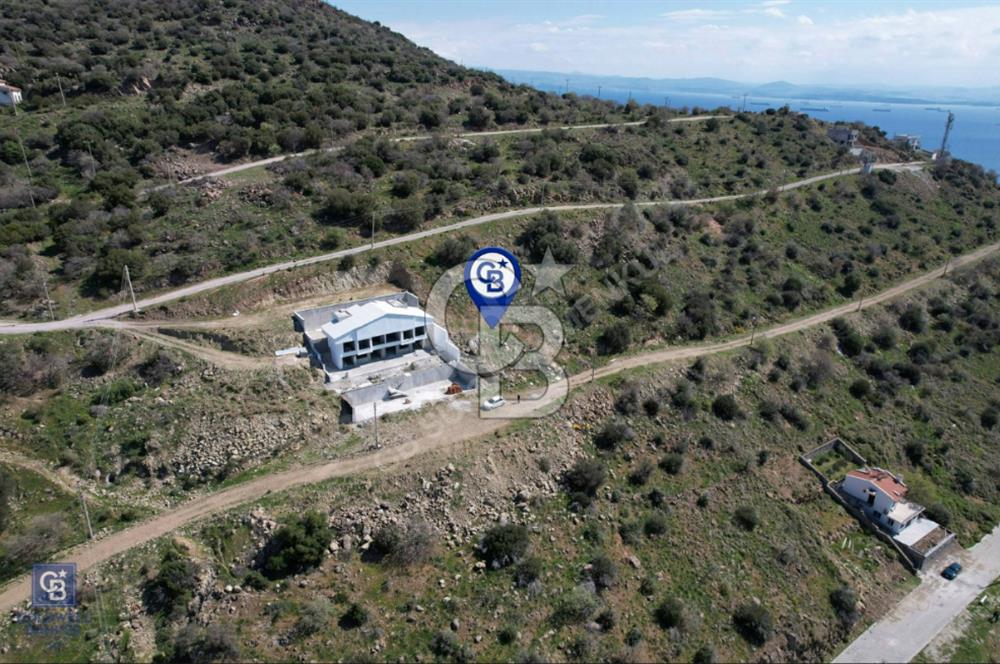 ÇANDARLI EYKO SİTESİNDE 329M² DENİZ MANZARALI SATILIK ARSA