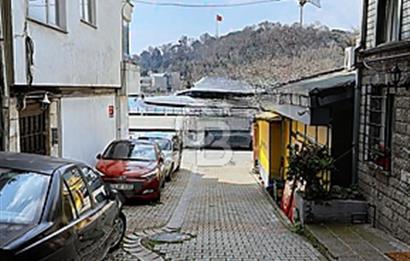 İstinye Cad. Üzerinde Muhteşem Konumlu, Denize 100m , 1+1 Daire