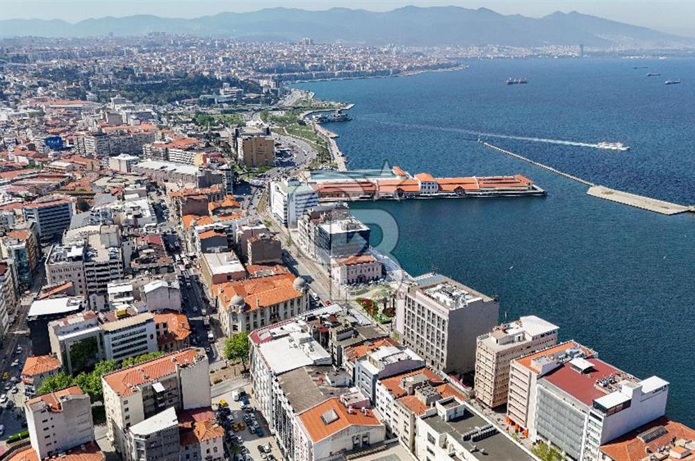 Gazi Bulvarı Cepheli Satılık 500 m2 İş Yeri