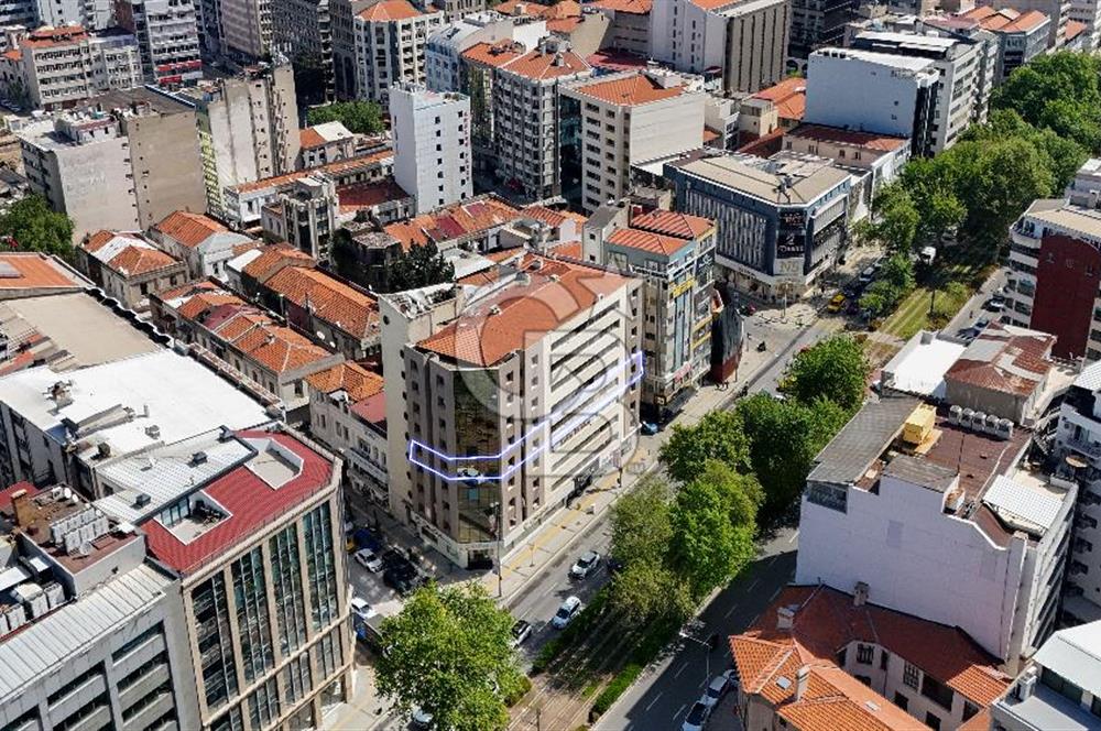 Gazi Bulvarı Cepheli Satılık 500 m2 İş Yeri