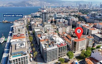 Gazi Bulvarı Cepheli Satılık 500 m2 İş Yeri
