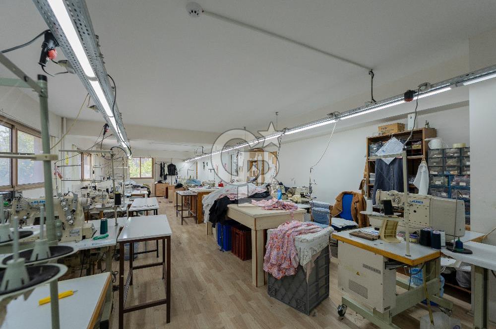 Gazi Bulvarı Cepheli Satılık 500 m2 İş Yeri