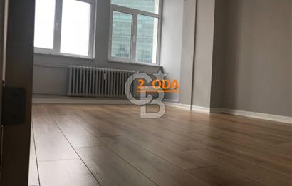 FIRSAT CADDEYE CEPHE MERKEZİ KONUMDA OFİS & EV