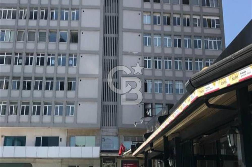 FIRSAT CADDEYE CEPHE MERKEZİ KONUMDA OFİS & EV