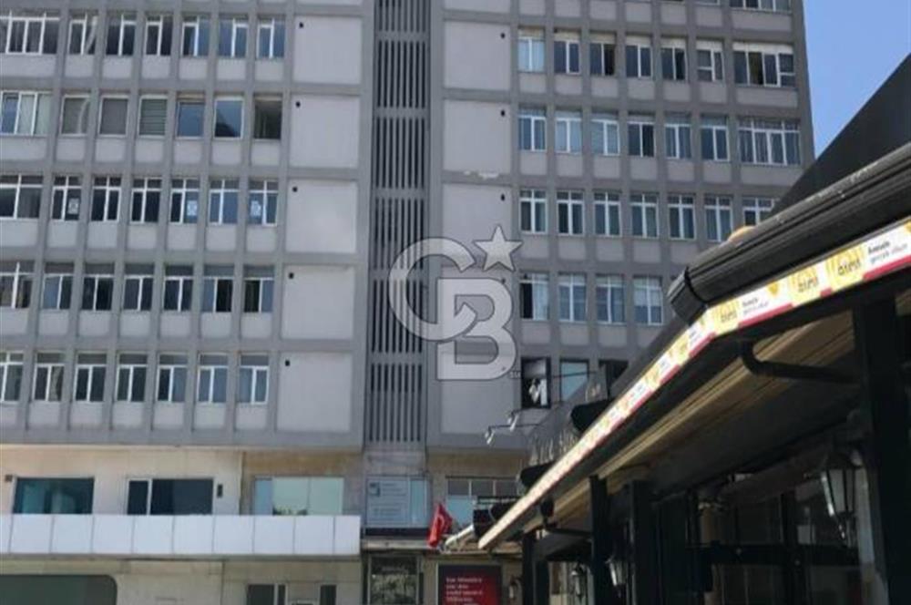 FIRSAT CADDEYE CEPHE MERKEZİ KONUMDA OFİS & EV