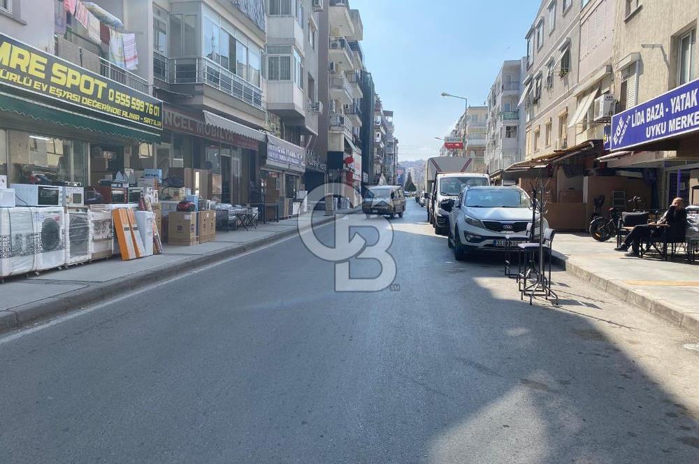 Bahçelievler Spotçular Caddesinde 160 m2 Çift Cepheli Dükkan