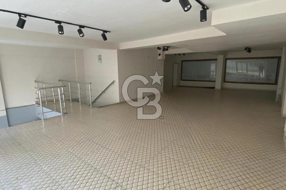 Bahçelievler Spotçular Caddesinde 160 m2 Çift Cepheli Dükkan