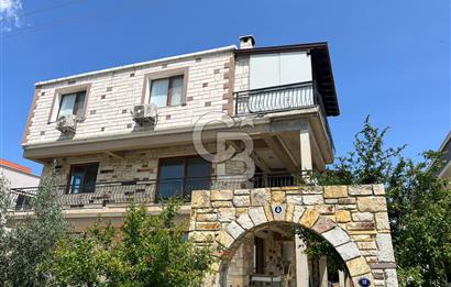 Foça Yenibağarası'nda Kiralık 2+1 Kapalı Mutfaklı Daire