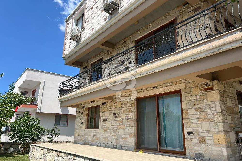 Foça Yenibağarası'nda Kiralık 2+1 Kapalı Mutfaklı Daire