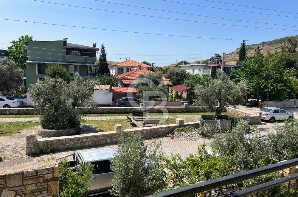 Foça Yenibağarası'nda Kiralık 2+1 Kapalı Mutfaklı Daire
