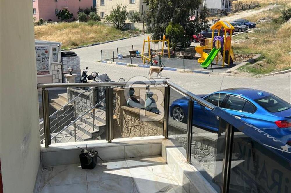Foça Kazım Dirik Mahallesinde Kiralık 2+1 Daire