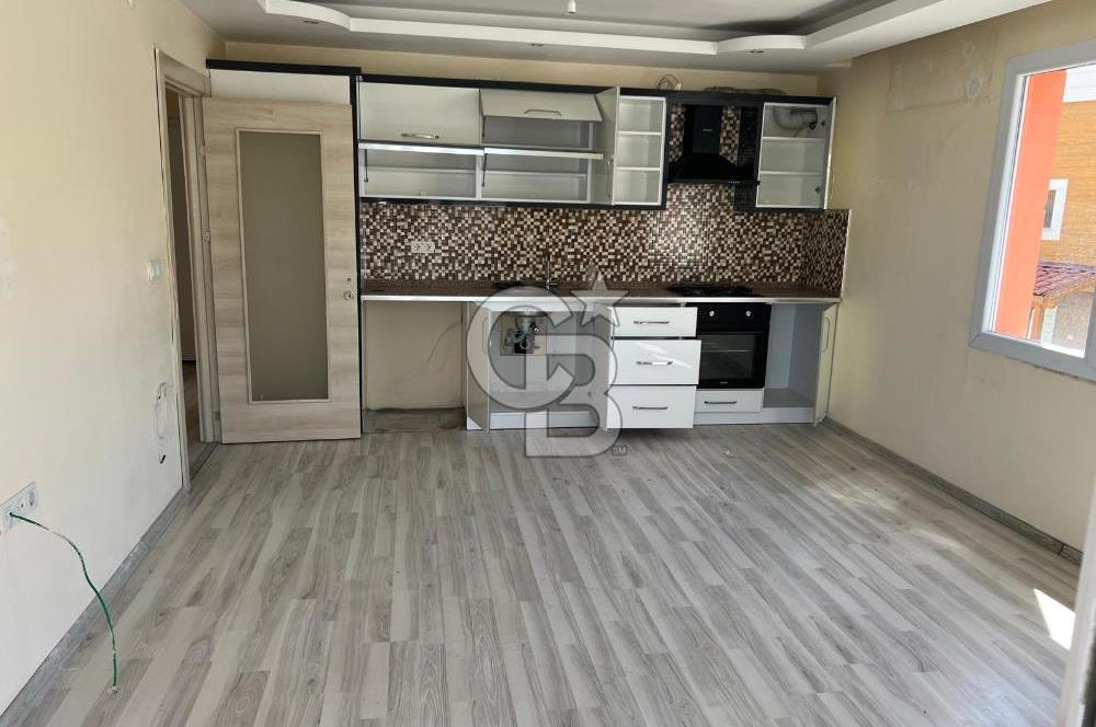 Foça Kazım Dirik Mahallesinde Kiralık 2+1 Daire