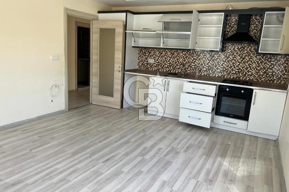 Foça Kazım Dirik Mahallesinde Kiralık 2+1 Daire