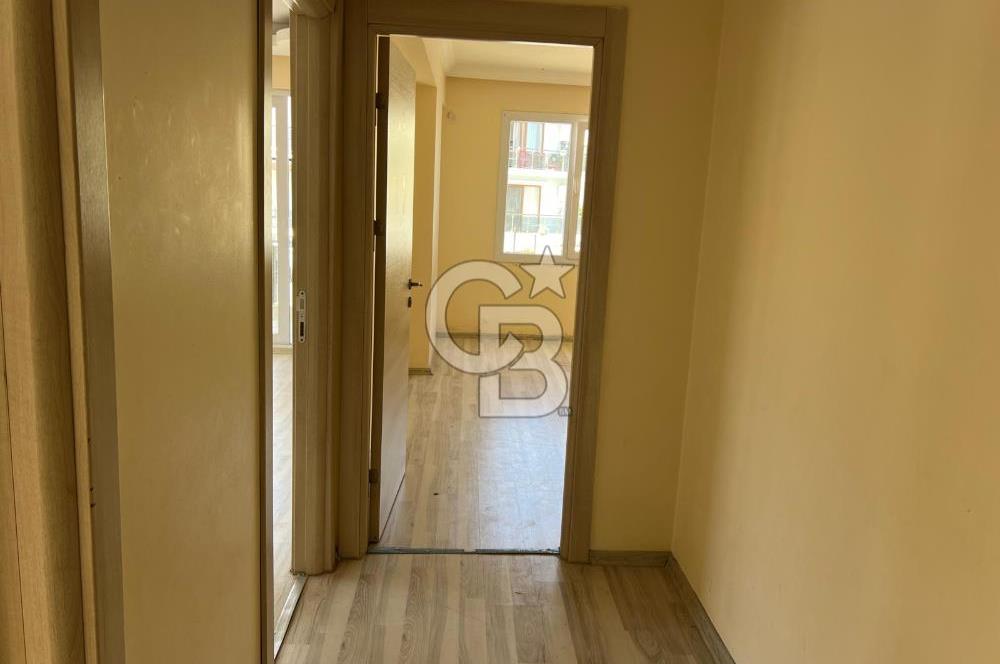 Foça Kazım Dirik Mahallesinde Kiralık 2+1 Daire