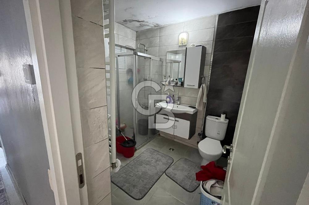 Balçova Ata Caddesi'nde Satılık 3+1 Daire