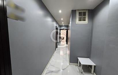 COLDWELL BANKER'DAN – AHMET ÖZCAN CADDESİ’NDE, TABELA DEĞERİ YÜKSEK, PRESTİJLİ TİCARİ DÜKKAN!