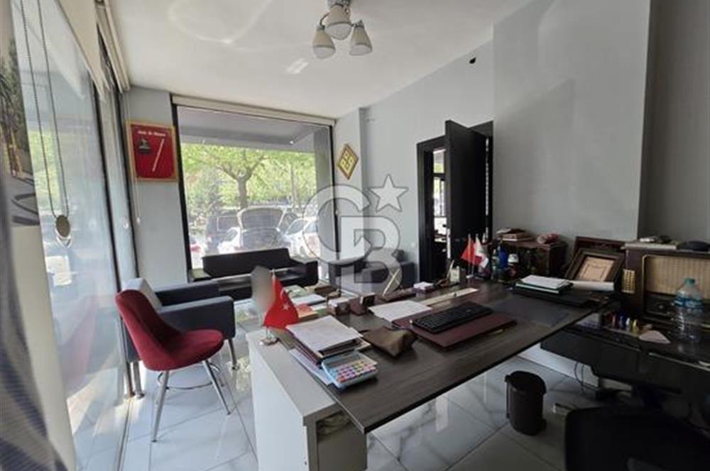 COLDWELL BANKER'DAN – AHMET ÖZCAN CADDESİ’NDE, TABELA DEĞERİ YÜKSEK, PRESTİJLİ TİCARİ DÜKKAN!