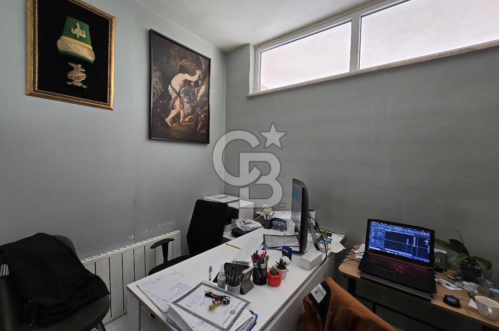 COLDWELL BANKER'DAN – AHMET ÖZCAN CADDESİ’NDE, TABELA DEĞERİ YÜKSEK, PRESTİJLİ TİCARİ DÜKKAN!