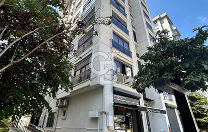 Suadiye'de genç binada merkezi lokasyonda 3+1 balkonlu daire