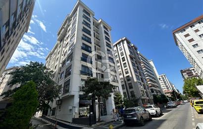 Suadiye'de genç binada merkezi lokasyonda 3+1 balkonlu daire