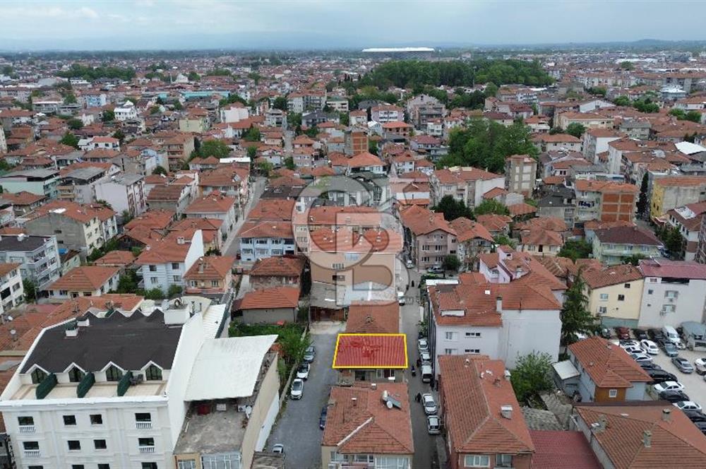 Merkezi Konumda 2+1'lerden Oluşan Komple Bina!