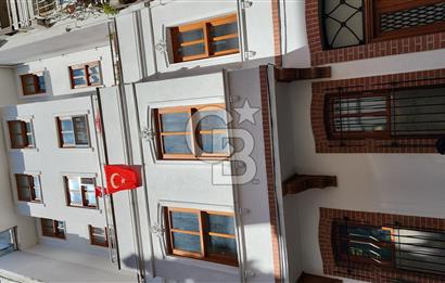 Satılık 3+1 daire Moda kendi bahçesi ayit Residens permit