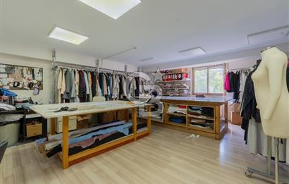Gazi Bulvarı Cepheli Satılık 500 m2 İş Yeri
