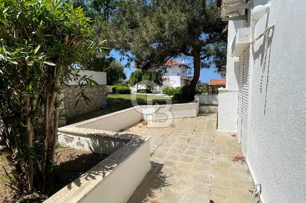 ÇEŞME AYA YORGİ KOYU HACETTEPE SİTESİ İÇERSİNDE KİRALIK VİLLA