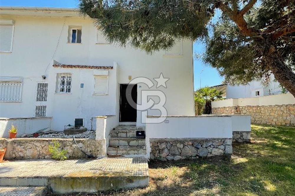 ÇEŞME AYA YORGİ KOYU HACETTEPE SİTESİ İÇERSİNDE KİRALIK VİLLA