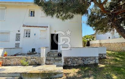 ÇEŞME AYA YORGİ KOYU HACETTEPE SİTESİ İÇERSİNDE KİRALIK VİLLA