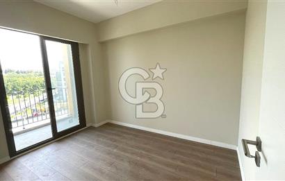 İZMİR'İN EN BÜYÜK HAVUZLU PROJESİNDE GENİŞ TİP 2+1 SATILIK DAİRE