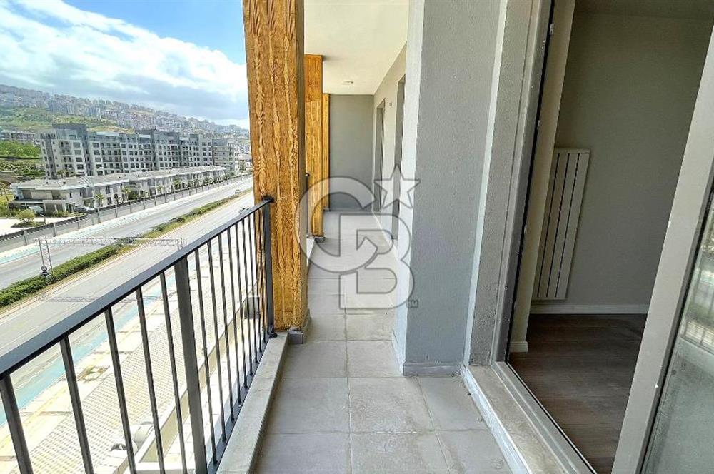 İZMİR'İN EN BÜYÜK HAVUZLU PROJESİNDE GENİŞ TİP 2+1 SATILIK DAİRE