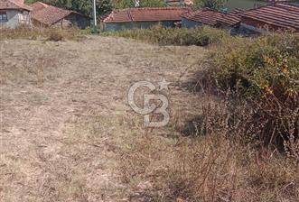 KARAMÜRSEL ÇAMDİBİ KÖY MERKEZİNDE 1561 m² İMARLI ARSA