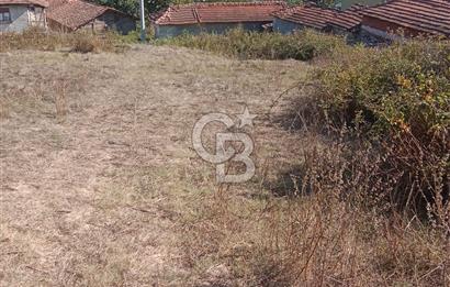 KARAMÜRSEL ÇAMDİBİ KÖY MERKEZİNDE 1561 m² İMARLI ARSA