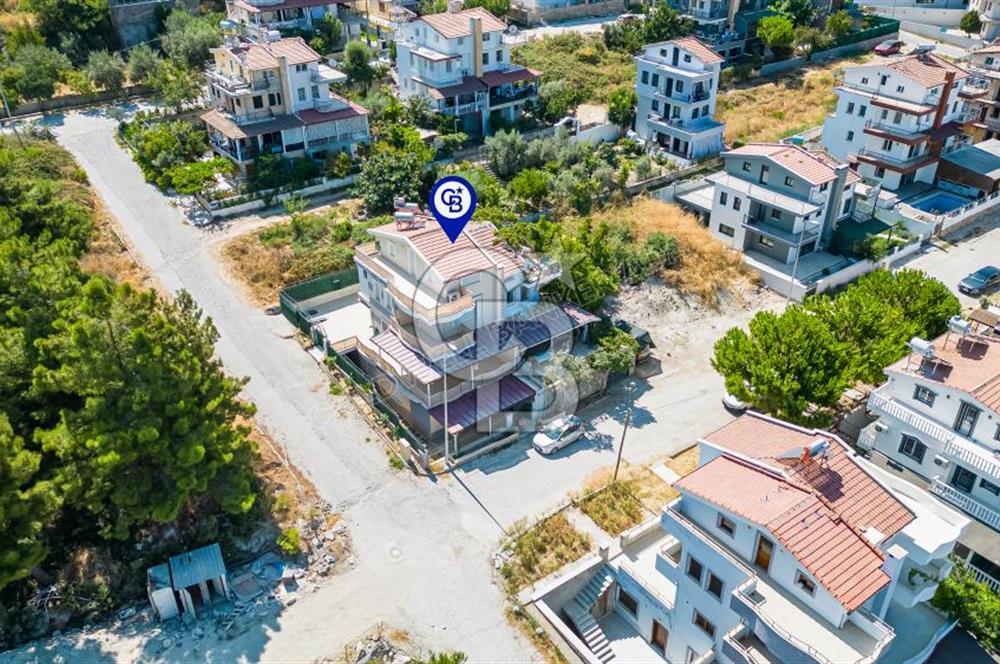 Kuşadası Karaova Efes evlerinde kiralık 4+1 eşyalı yazlık